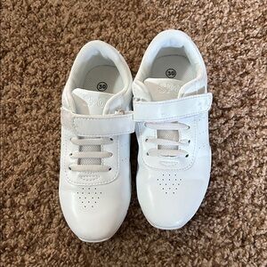 Kids White Velcro Sport dance/cheerleading shoes